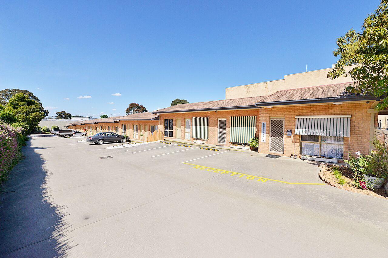 Cranbourne Motor Inn Exterior photo